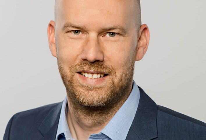 Prof. Dr. Lars Maegdefessel